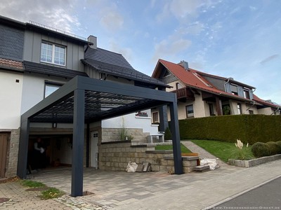 Terrassendach Cubic-Line als Solarcarport in Wernigerode 2